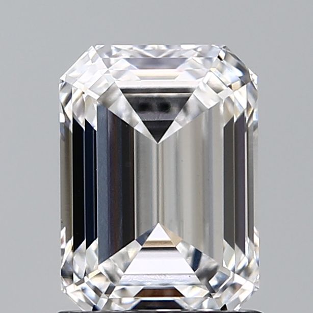 1.53 ct. emerald Lab Grown Diamond front image
