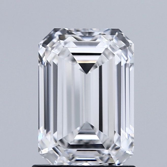 3.05 ct. emerald Lab Grown Diamond front image