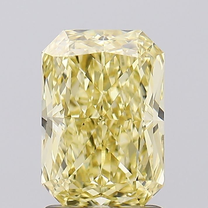1.76 ct Radiant diamond