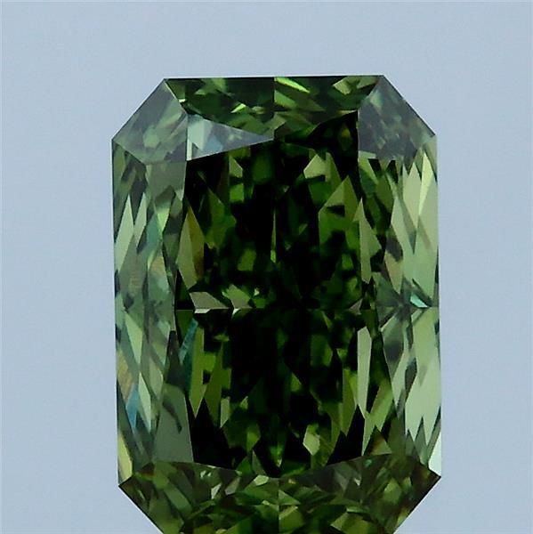 2.13 ct Radiant diamond