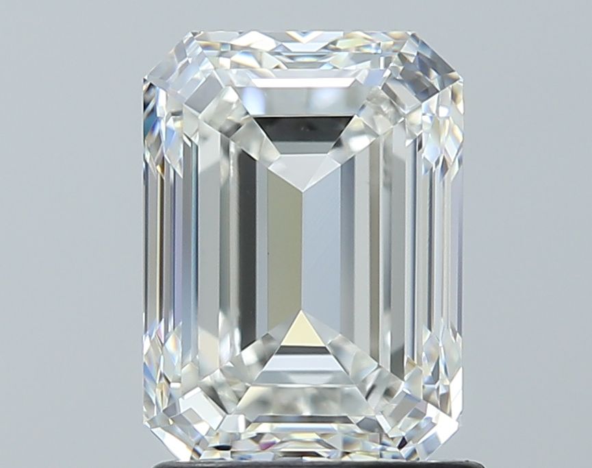 1.80 ct Emerald diamond