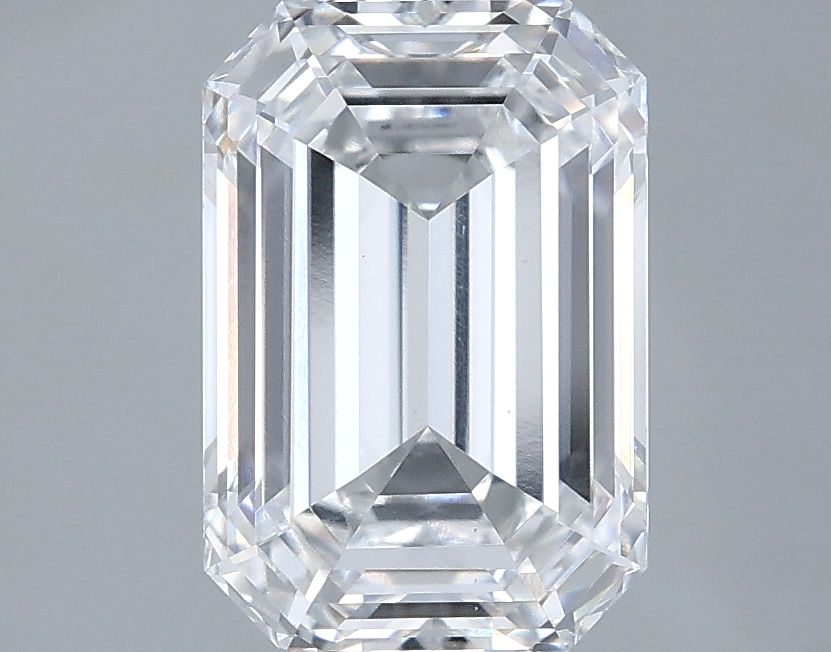 2.82 ct. emerald Lab Grown Diamond front image