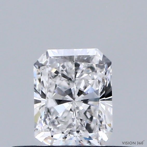 0.35 ct lab-grown Radiant Diamond