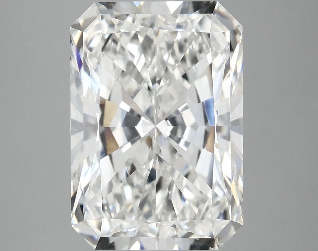 4.78 ct. radiant Lab Grown Diamond front image
