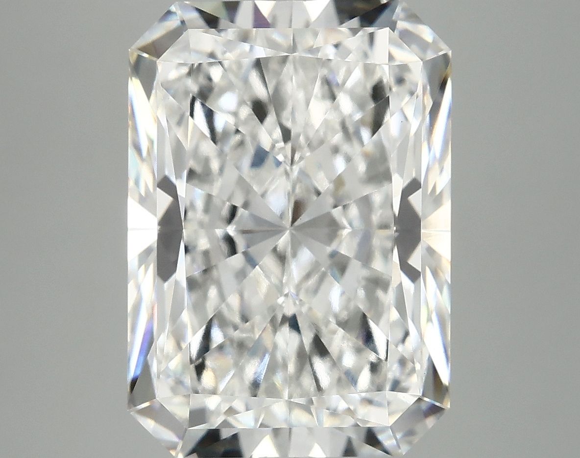 7.51 ct. radiant Lab Grown Diamond front image