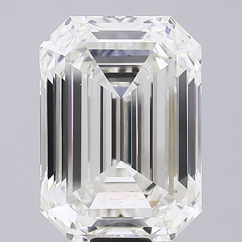 31.55 ct. emerald Lab Grown Diamond front image