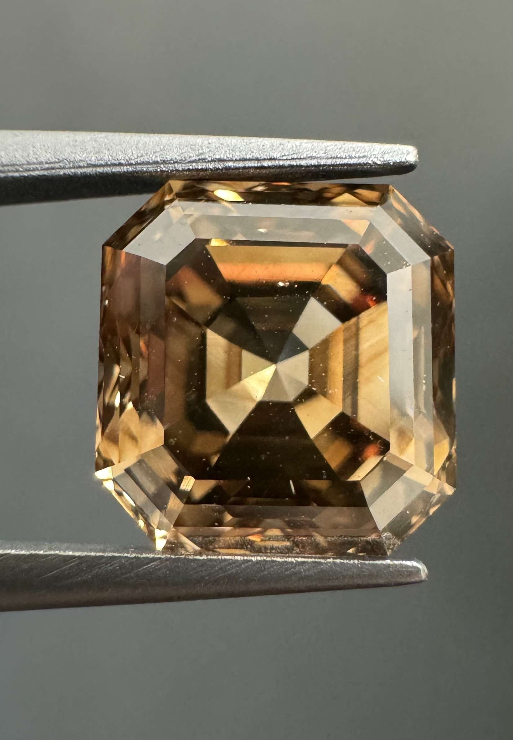 2.04 ct Square emerald Diamond