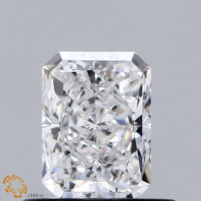 0.65 ct lab-grown Radiant Diamond