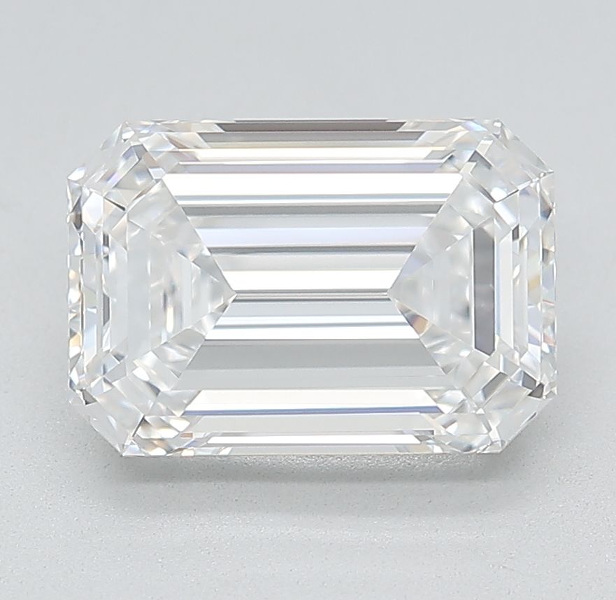 3.20 ct. emerald Lab Grown Diamond front image