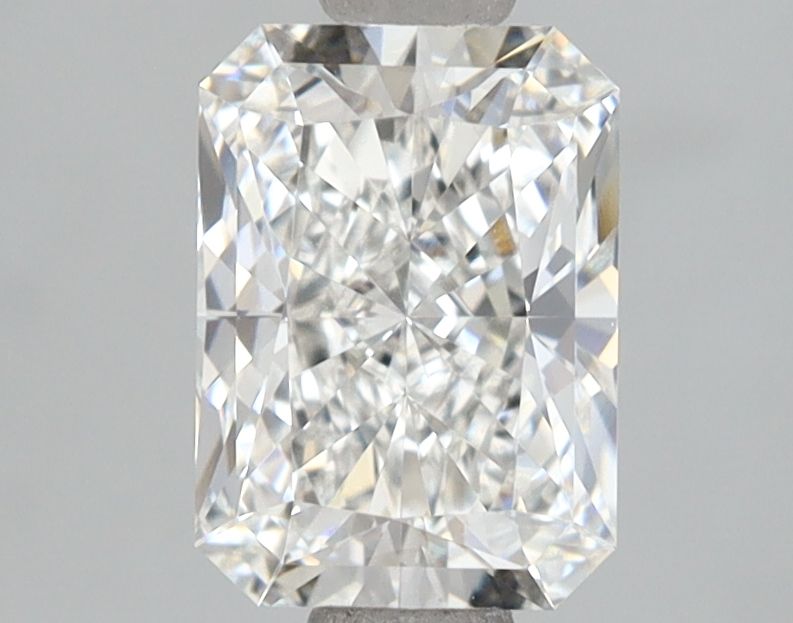 1.61 ct Radiant diamond