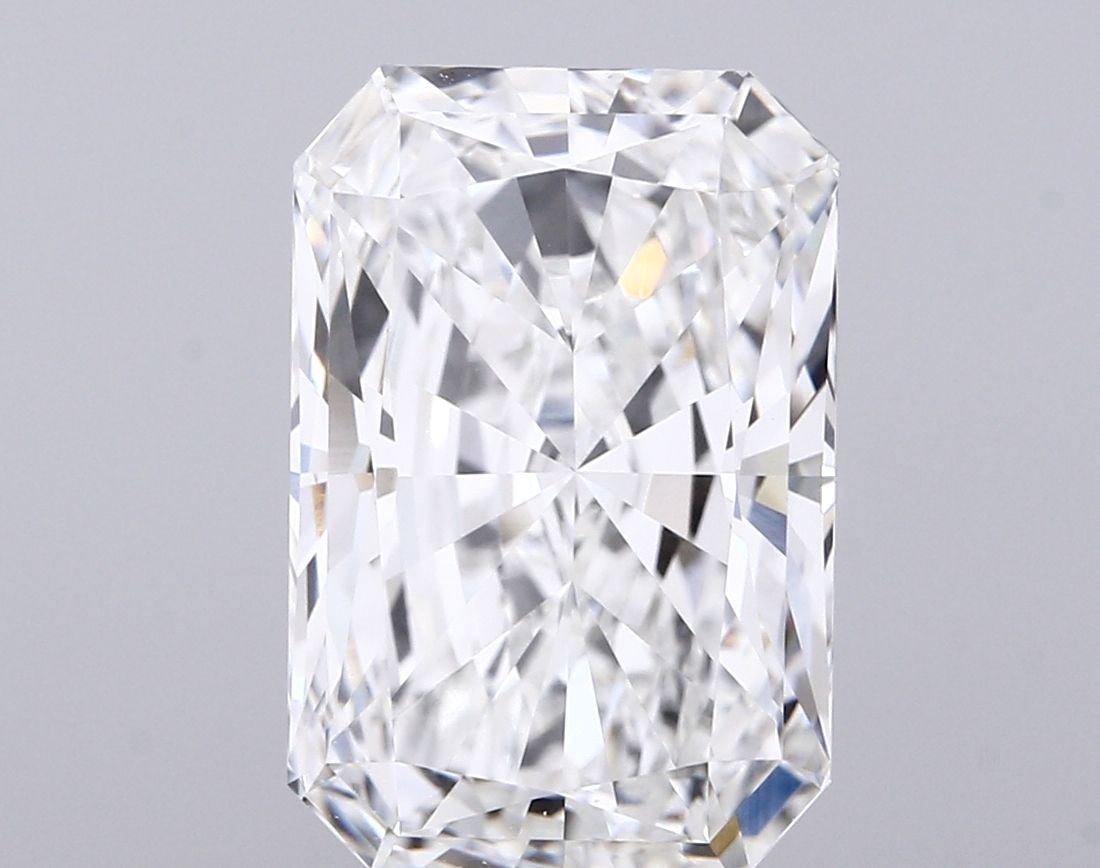 6.08 ct. radiant Lab Grown Diamond front image