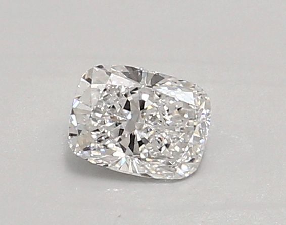 0.46 ct lab-grown Cushion modified Diamond