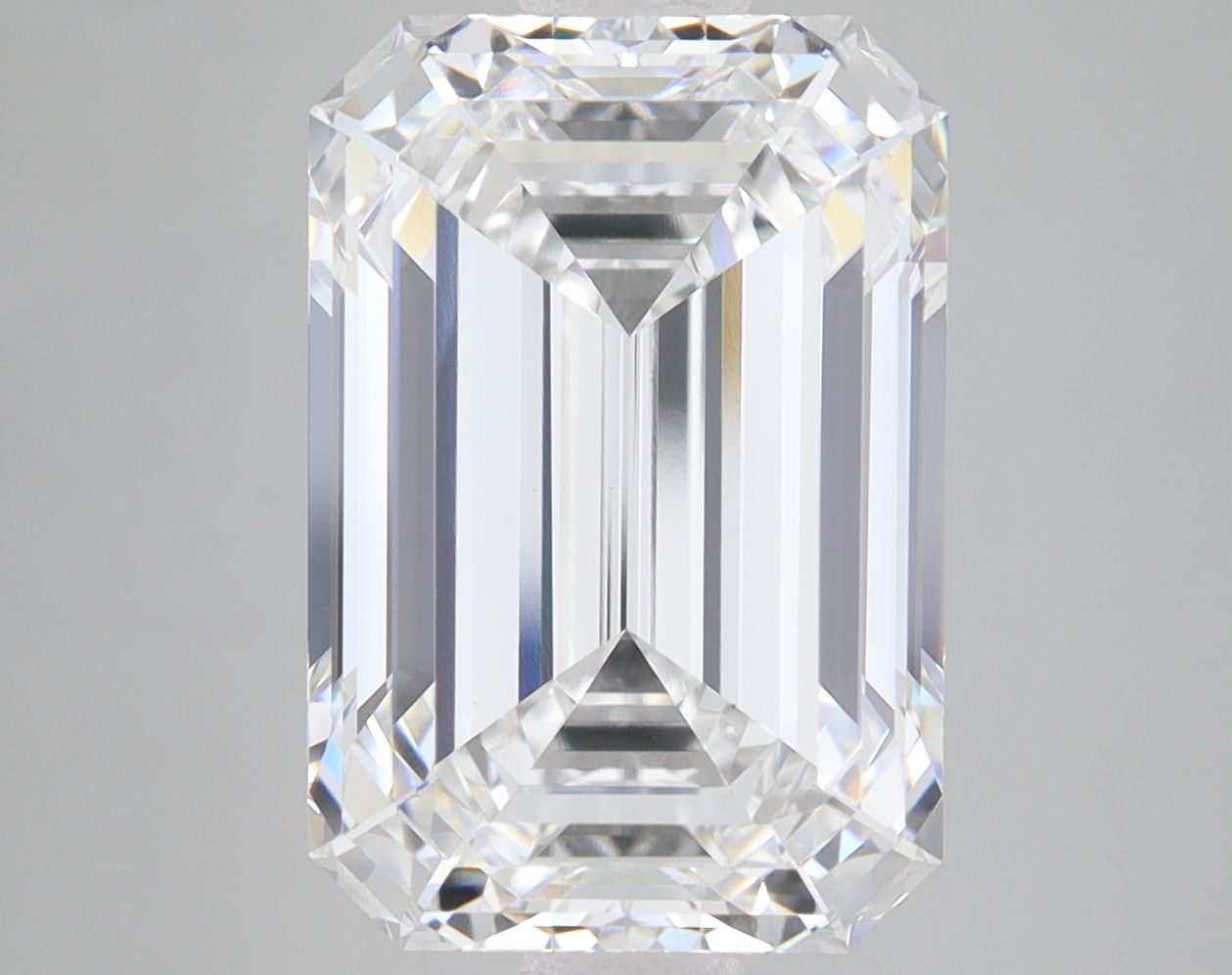 7.07 ct. emerald Lab Grown Diamond front image