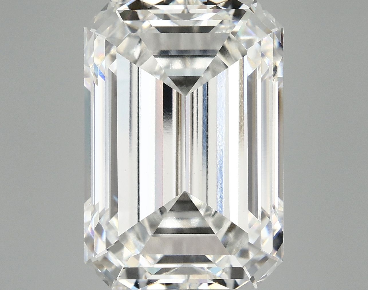 11.33 ct. emerald Lab Grown Diamond front image
