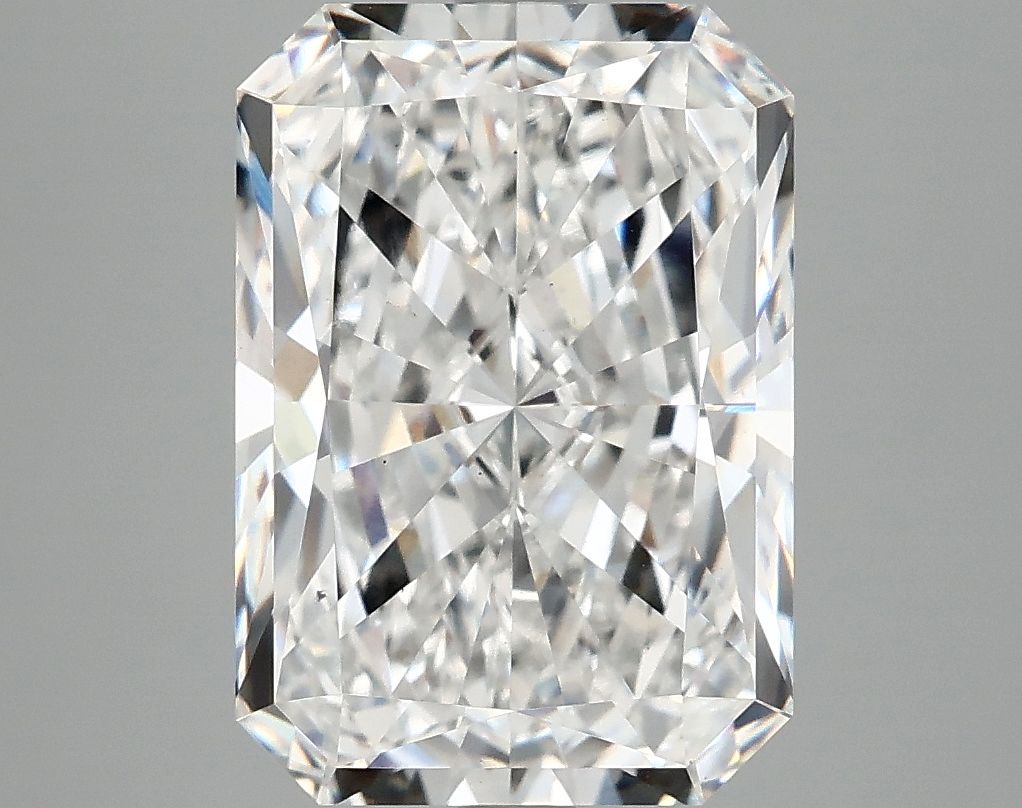 5.04 ct. radiant Lab Grown Diamond front image