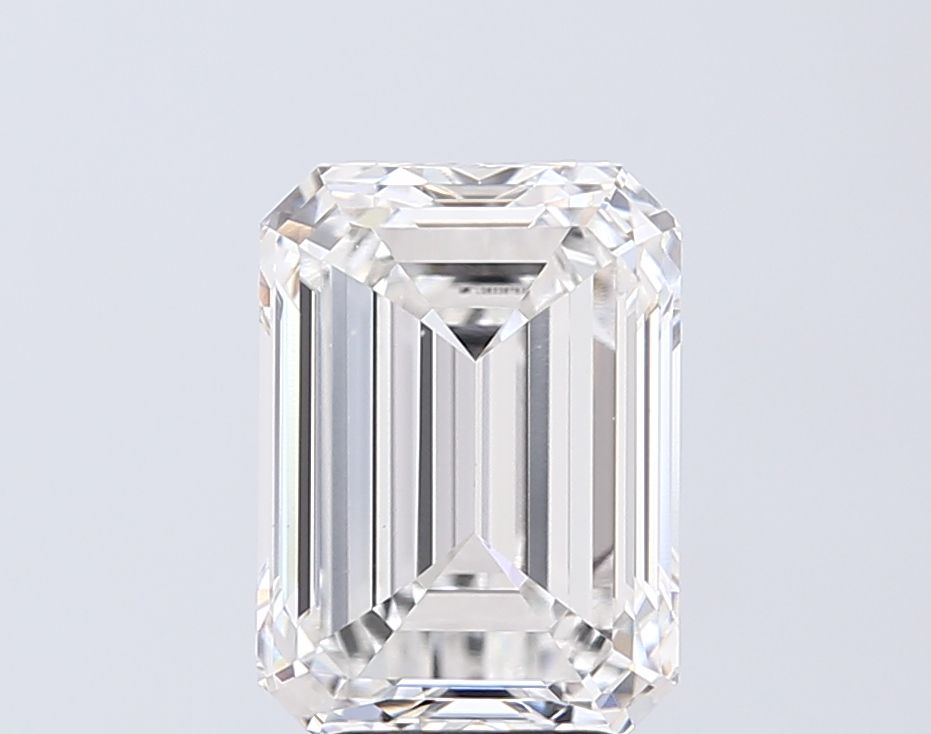 4.00 ct. emerald Lab Grown Diamond front image