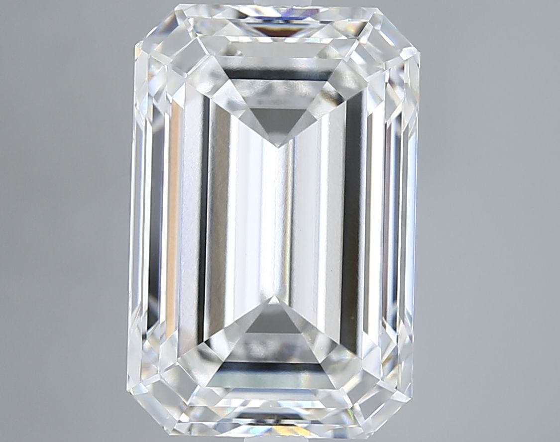 9.06 ct. emerald Lab Grown Diamond front image