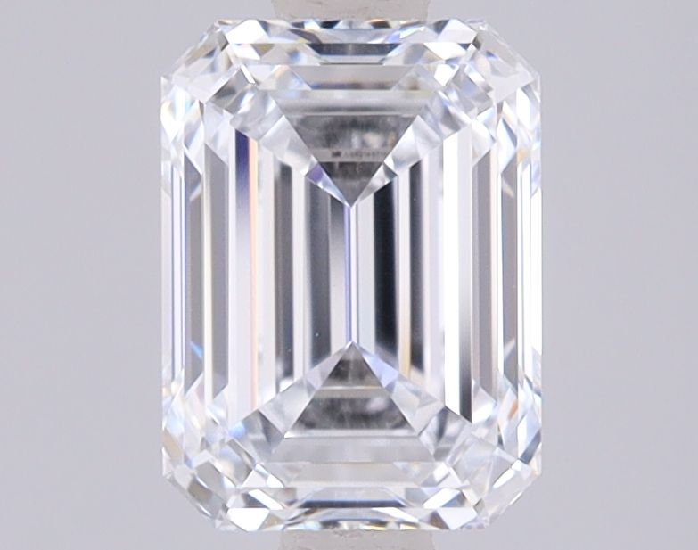 1.70 ct. emerald Lab Grown Diamond front image