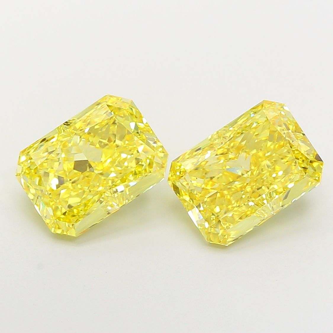 4.95 ct. radiant Lab Grown Diamond front image