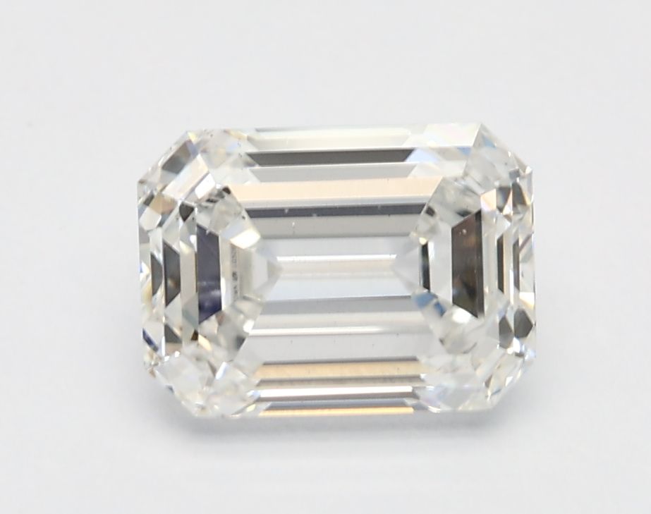 1.35 ct. emerald Lab Grown Diamond front image