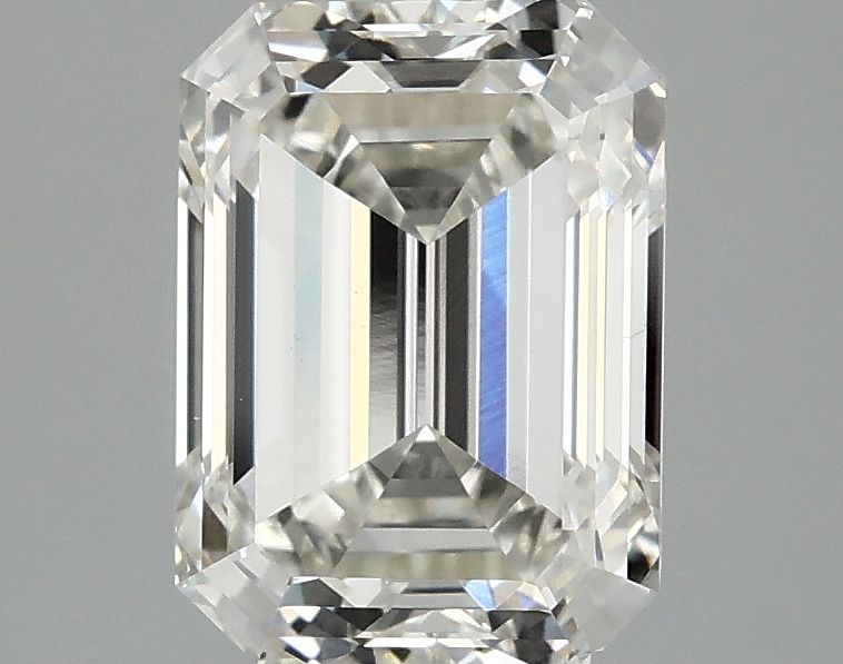 2.51 ct Emerald diamond