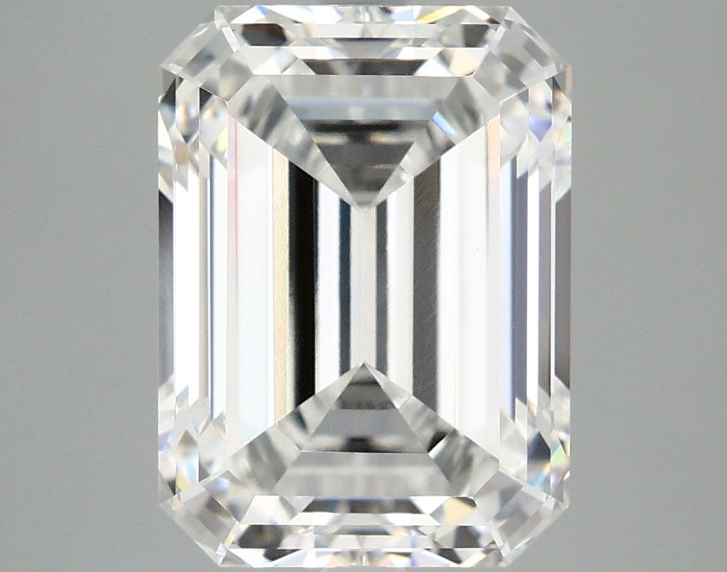 4.86 ct. emerald Lab Grown Diamond front image