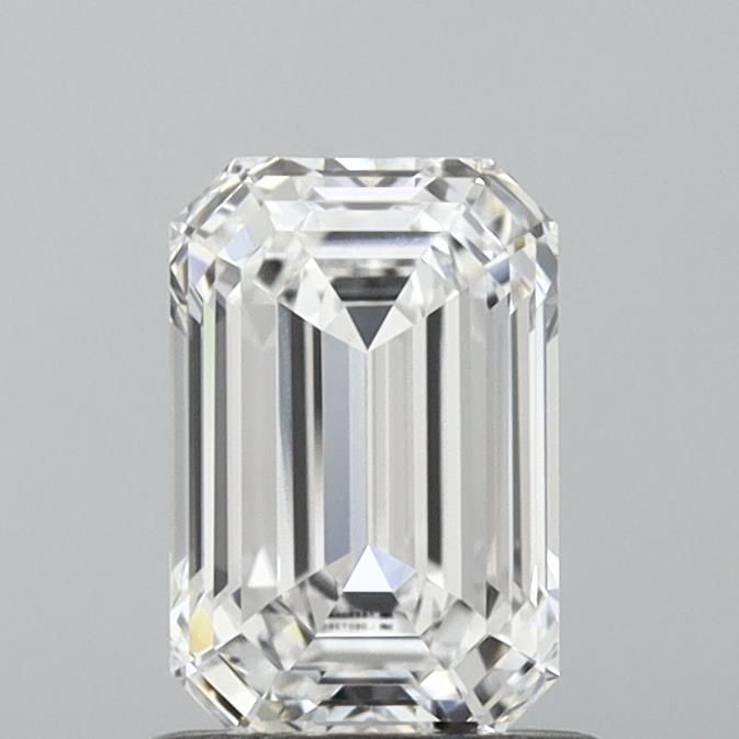 1.04 ct. emerald Lab Grown Diamond front image