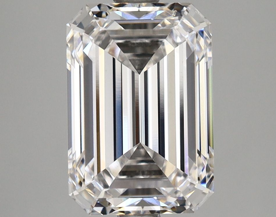 3.13 ct. emerald Lab Grown Diamond front image