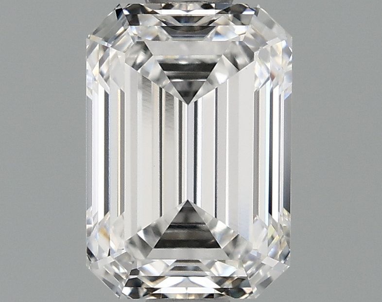 1.06 ct. emerald Lab Grown Diamond front image