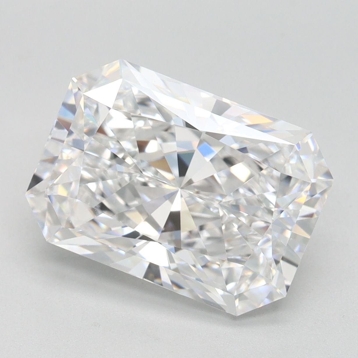 4.11 ct. radiant Lab Grown Diamond front image