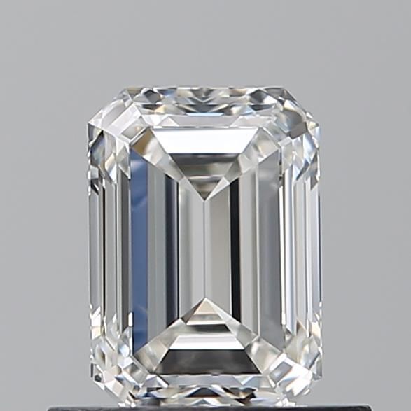 0.70 ct Emerald diamond