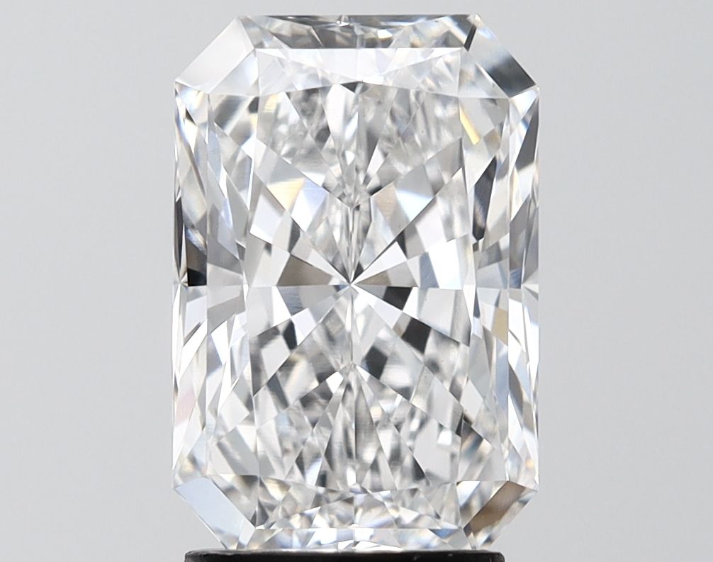3.56 ct. radiant Lab Grown Diamond front image