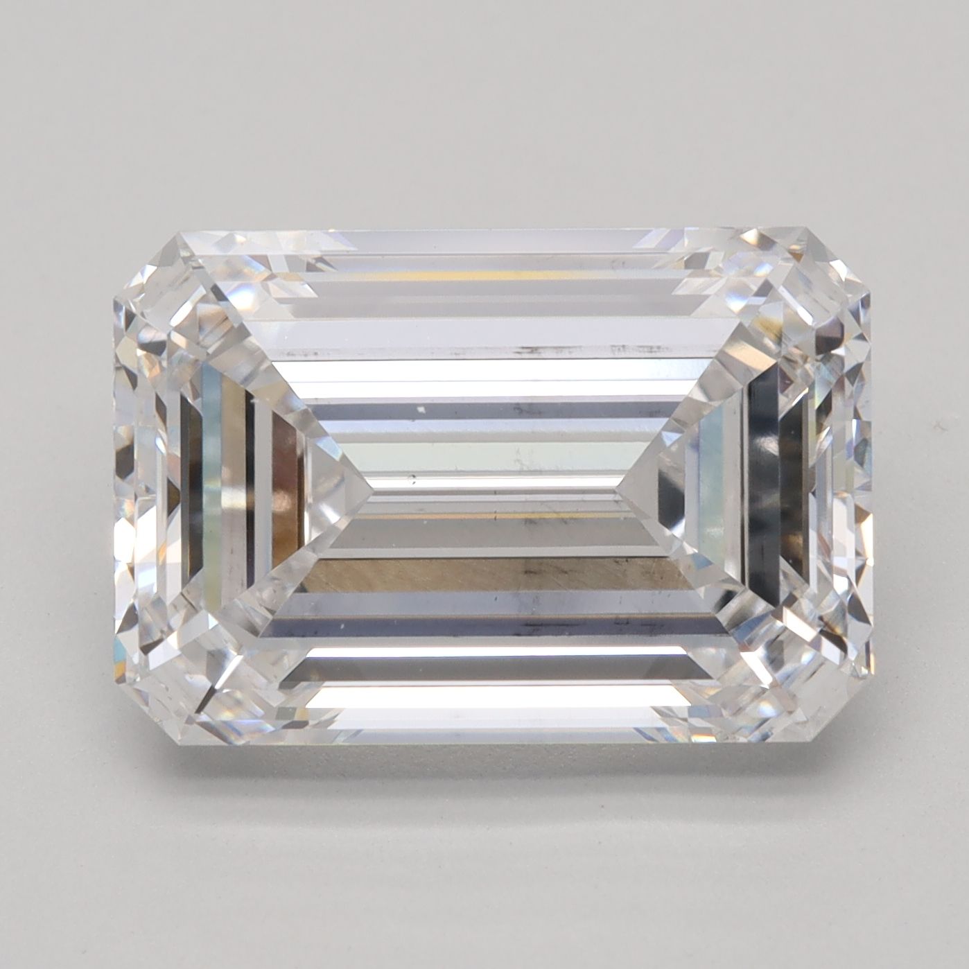 Diamant Émeraude 5.31 ct - Couleur E - Pureté SI1