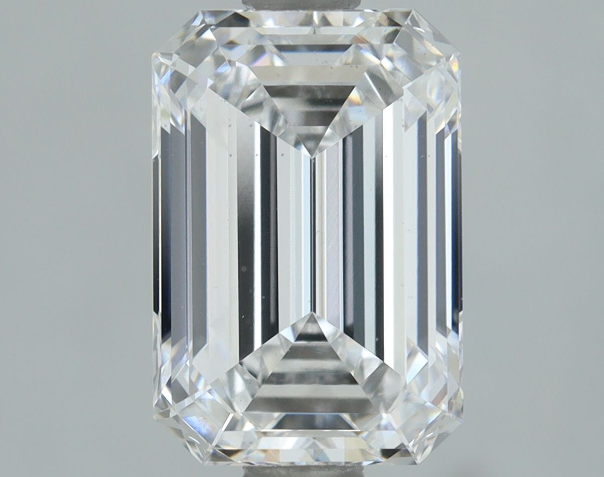 2.00 ct. emerald Lab Grown Diamond front image