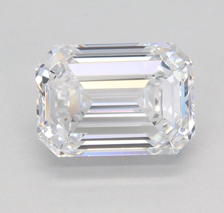 0.90 ct. emerald Lab Grown Diamond front image