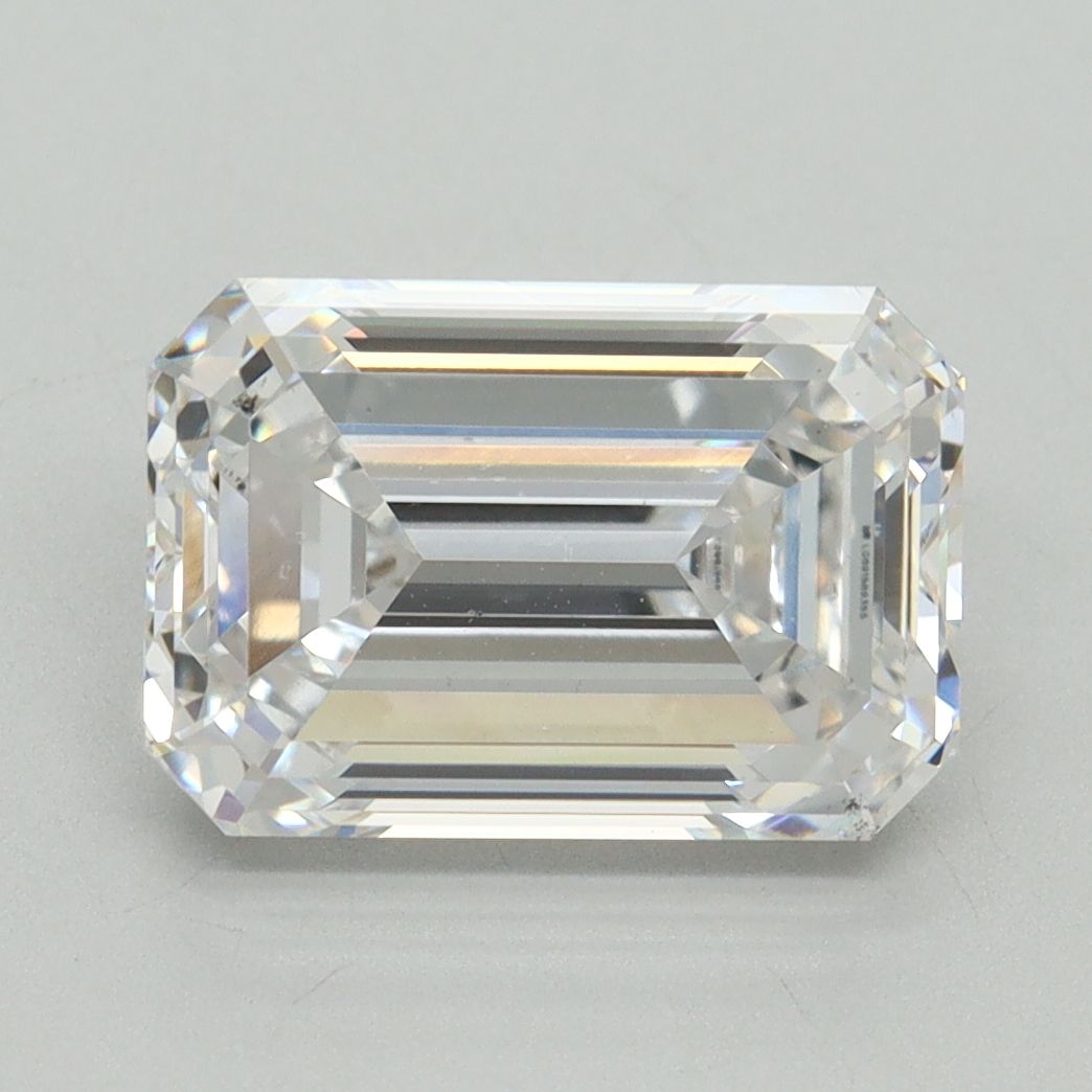 4.00 ct. emerald Lab Grown Diamond front image