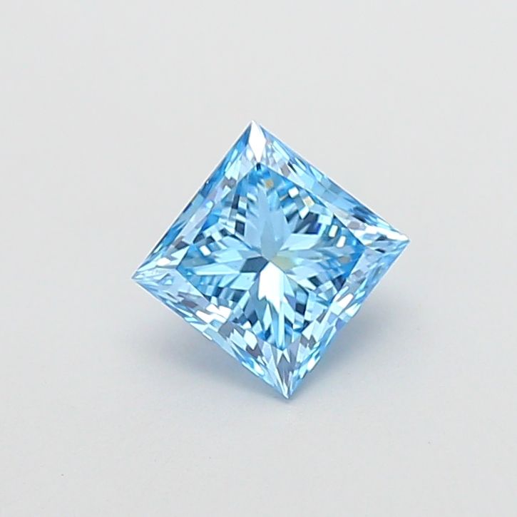 1.05 ct lab-grown Princess Diamond