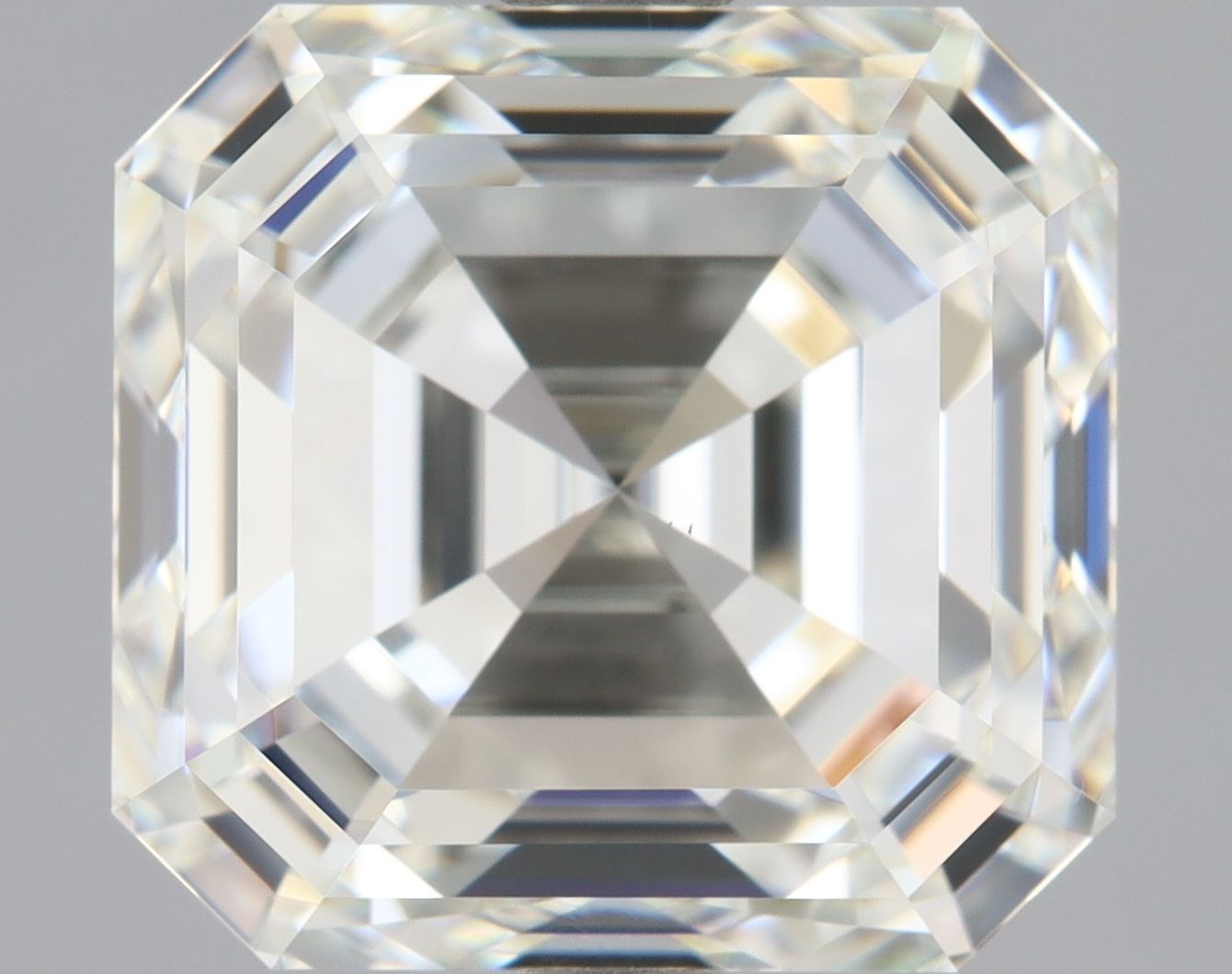 3.01ct Emerald diamond