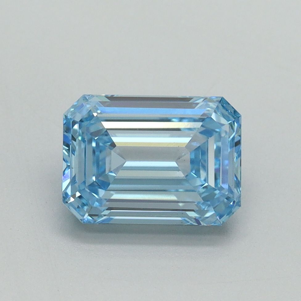 1.52 ct. emerald Lab Grown Diamond front image