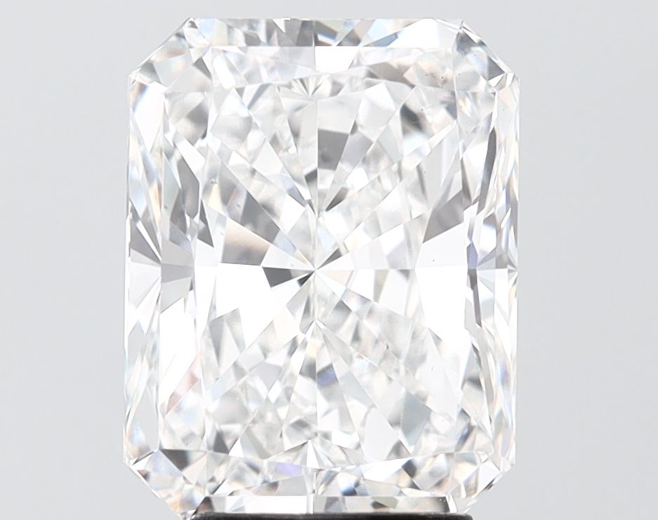 4.24 ct. radiant Lab Grown Diamond front image