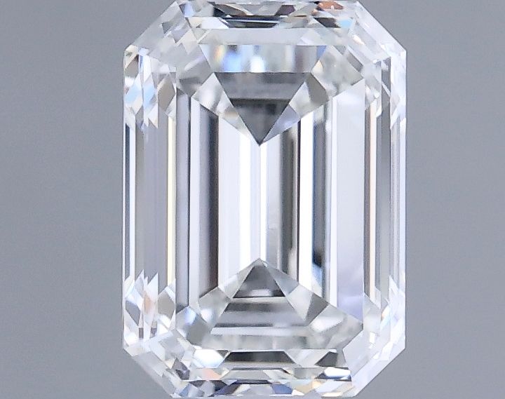 0.59 ct Emerald diamond