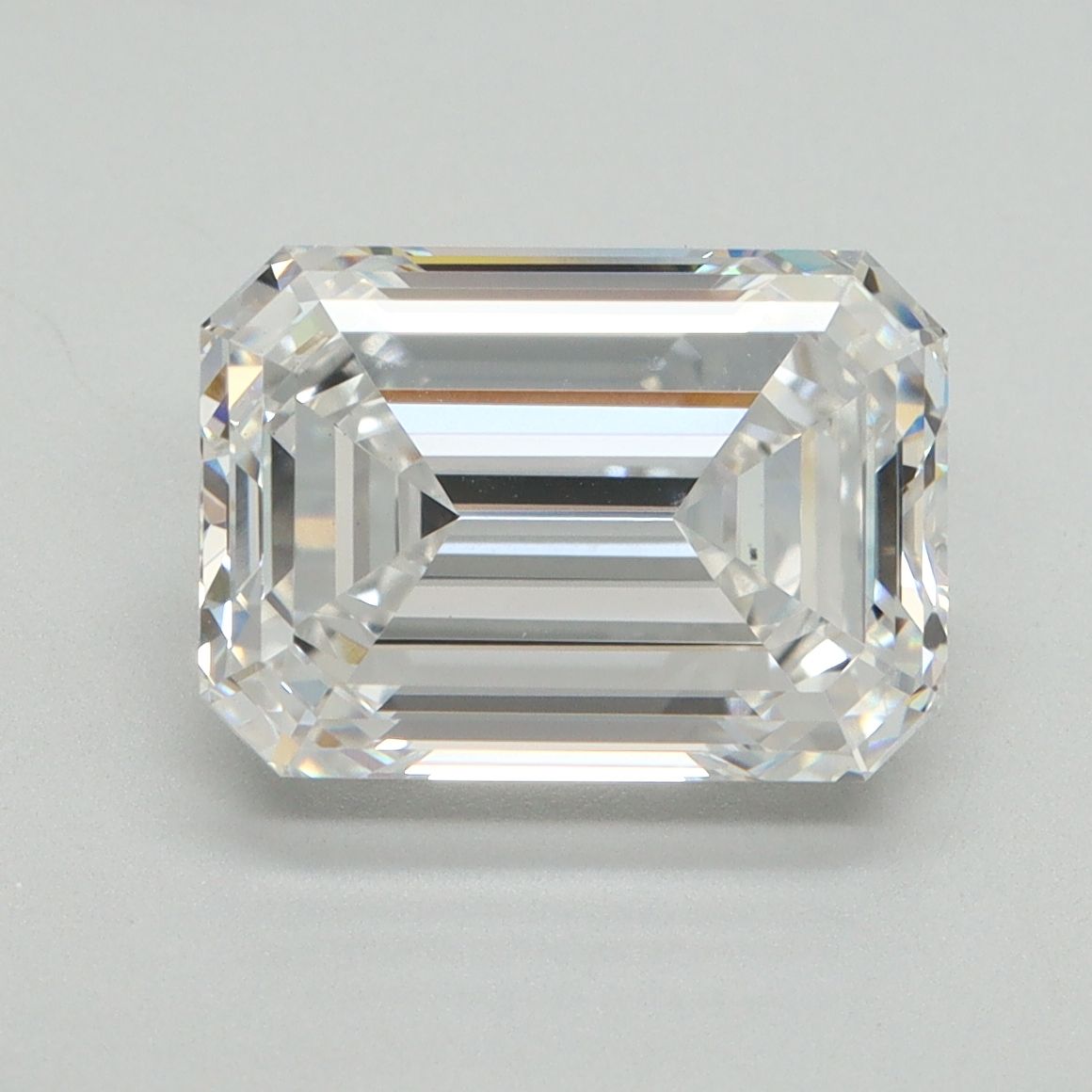 4.15 ct. emerald Lab Grown Diamond front image