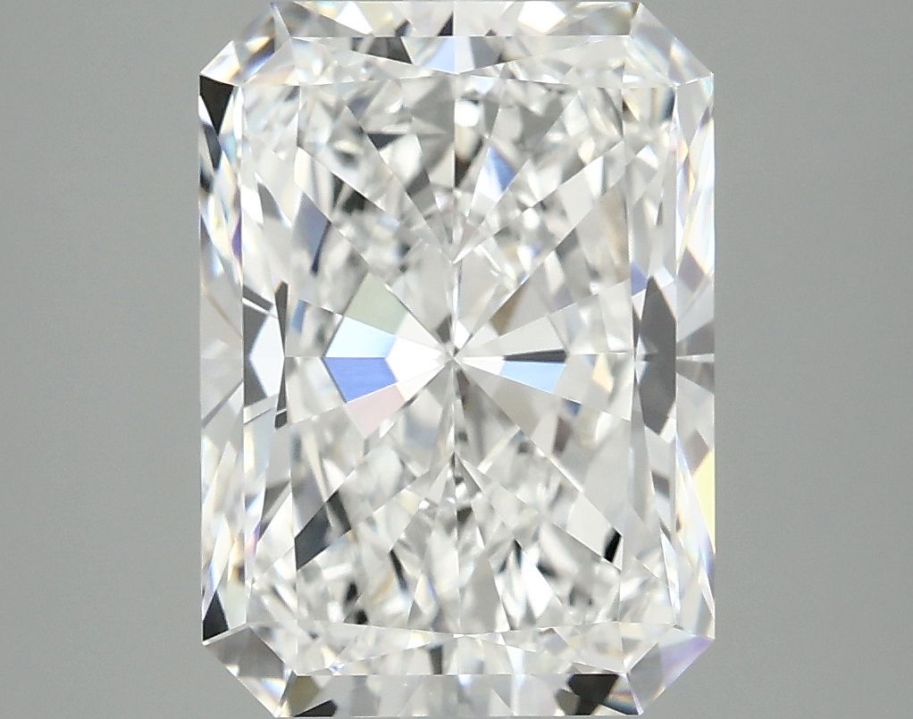 4.89 ct. radiant Lab Grown Diamond front image