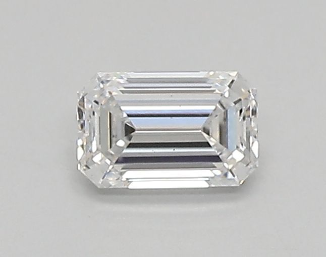 0.32 ct lab-grown Emerald Diamond