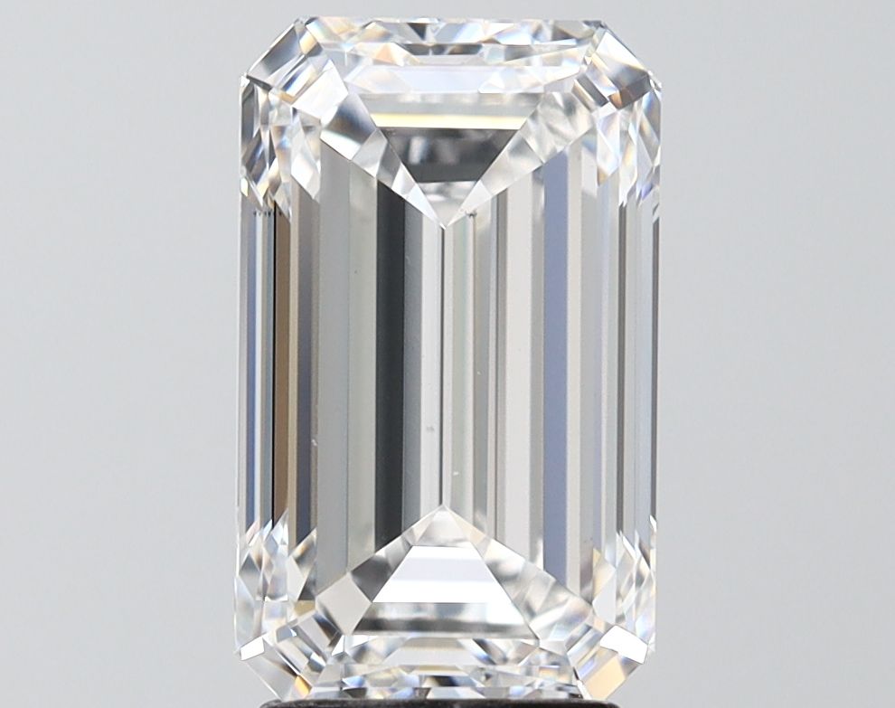 4.02 ct. emerald Lab Grown Diamond front image