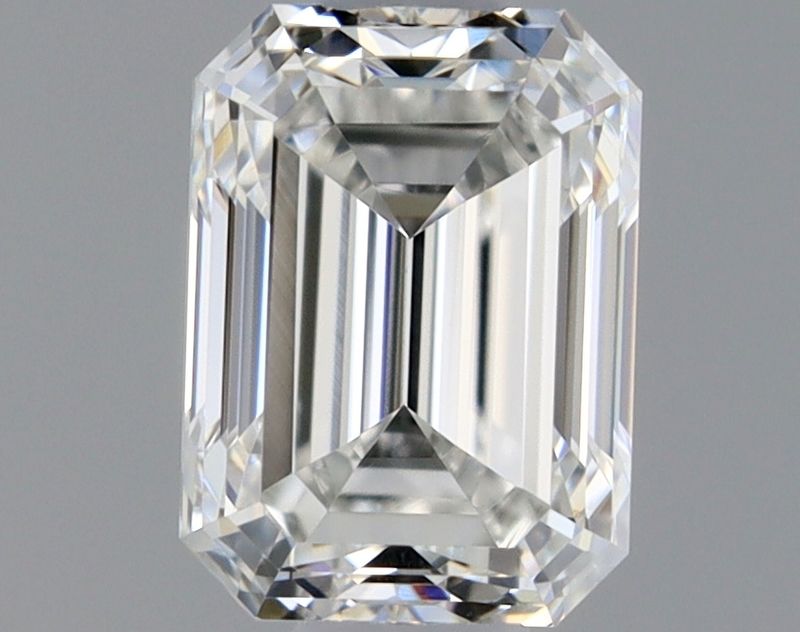 0.42 ct Emerald diamond