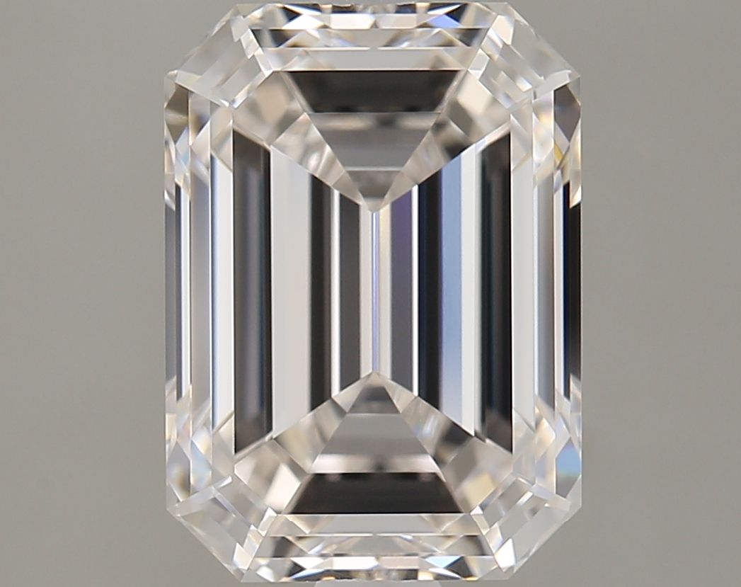 3.03 ct Emerald diamond