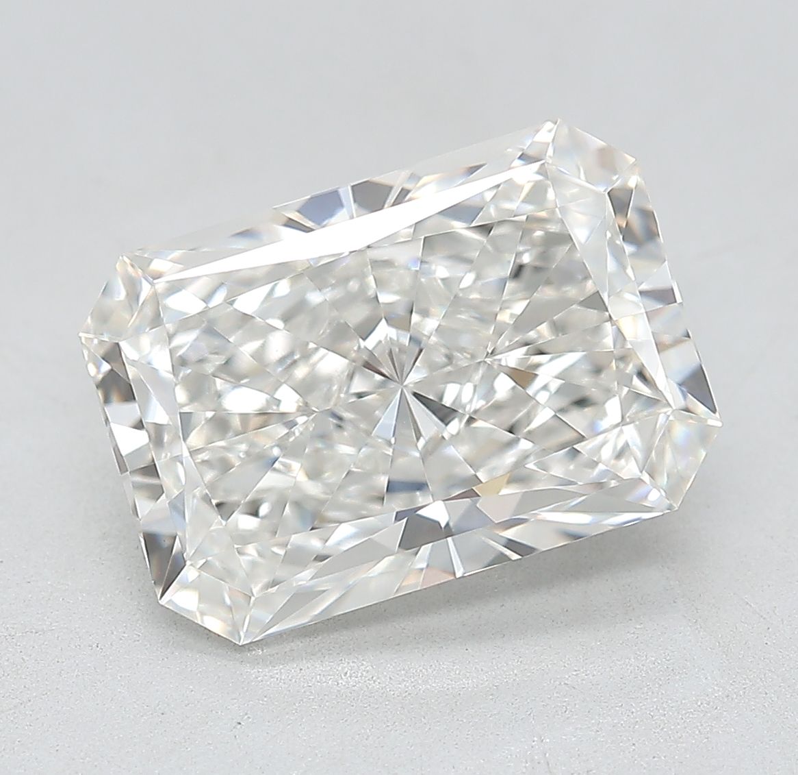 4.24 ct. radiant Lab Grown Diamond front image