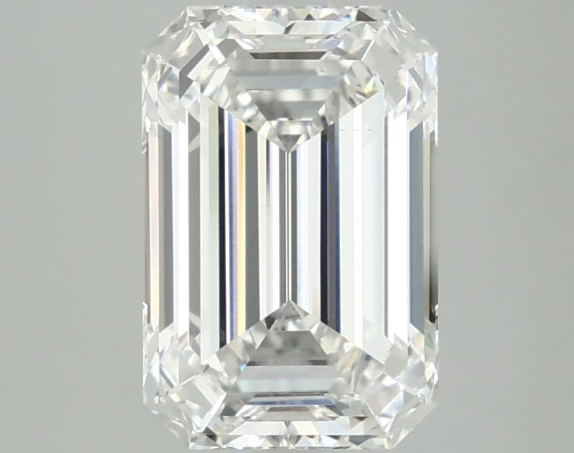 3.08 ct Emerald diamond