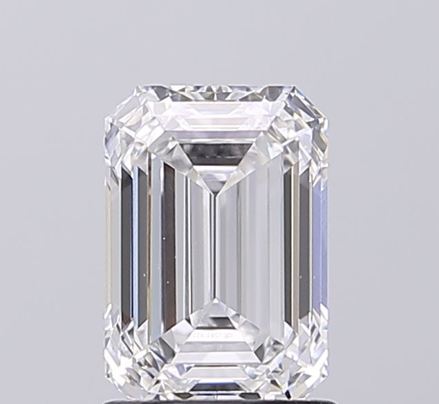 1.65 ct. emerald Lab Grown Diamond front image